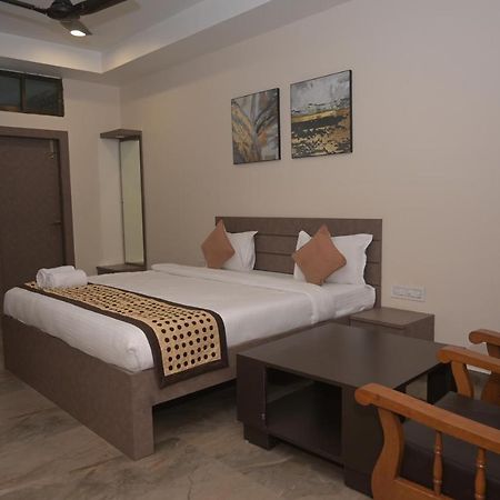 Mist Blew Hotel Sonari  Ngoại thất bức ảnh