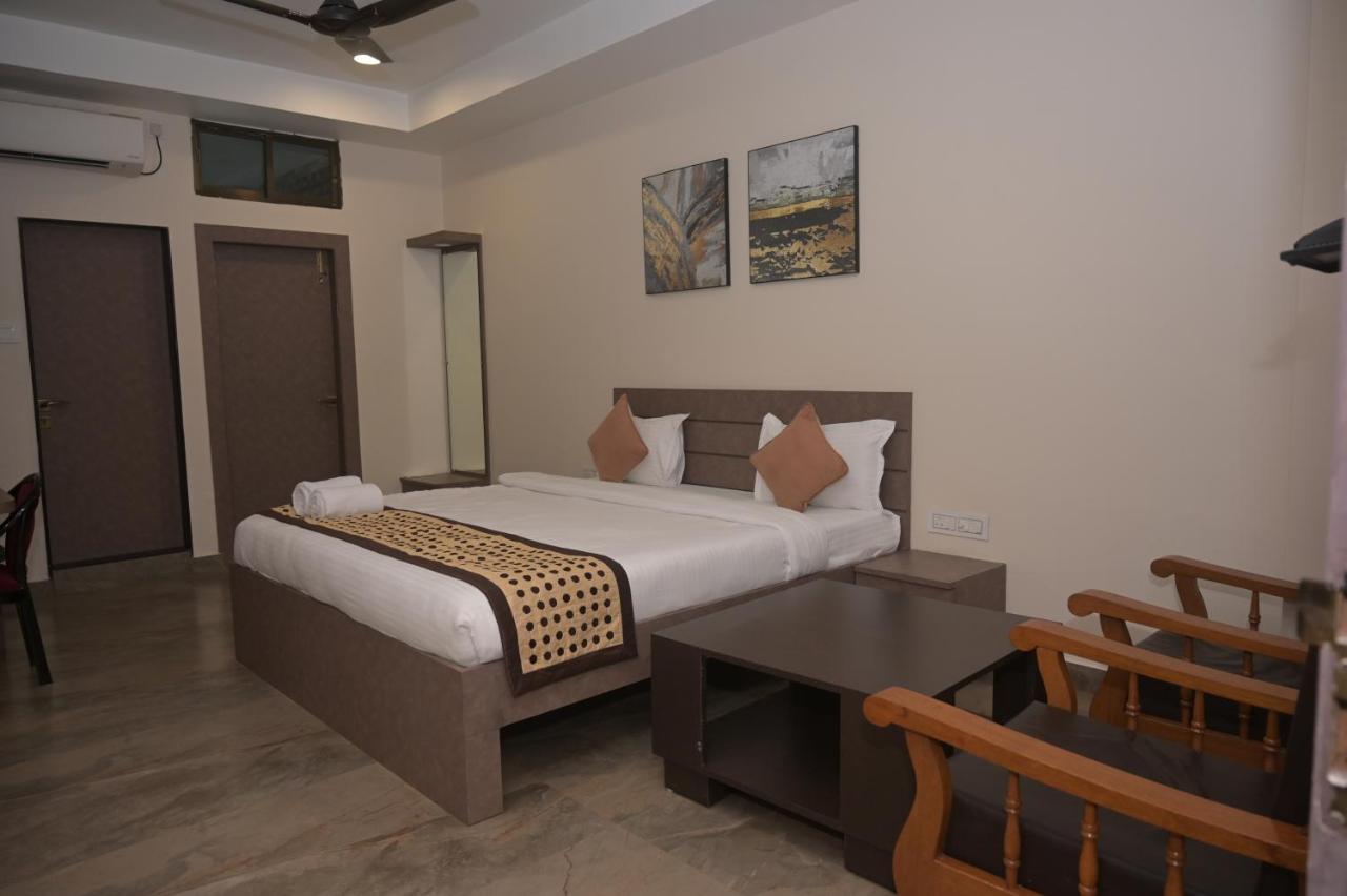 Mist Blew Hotel Sonari  Ngoại thất bức ảnh